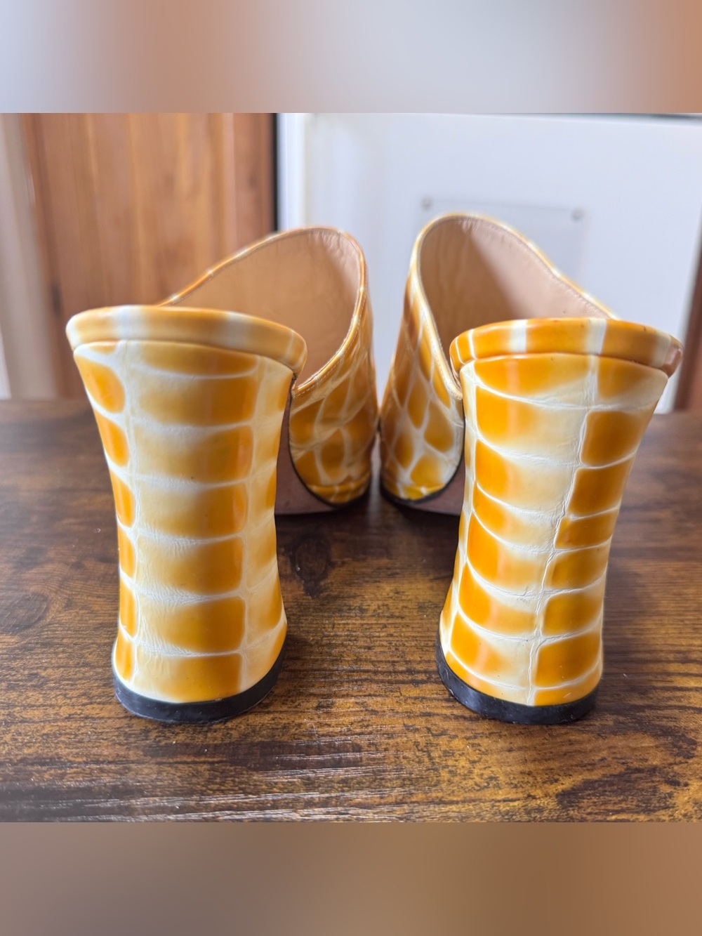Via Spiga Italy Yellow Croc Embossed Leather Mules Chunky Block Heel Sandals 7 - Picture 8 of 12
